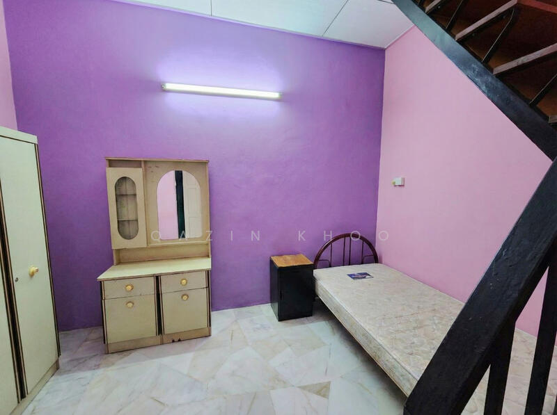 Bungalow for Rent in Jelapang (Ipoh) - Qazin Khoo - Bedroom - PropertyGuru.com.my