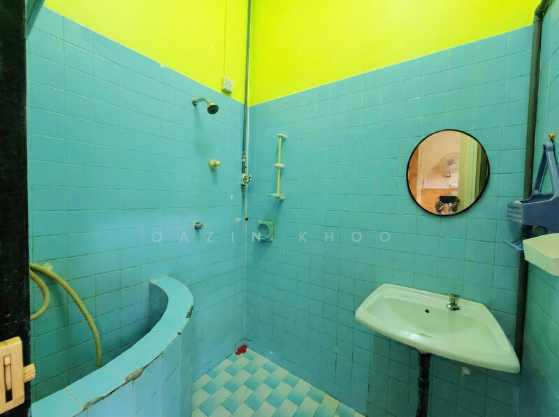 Bungalow for Rent in Jelapang (Ipoh) - Qazin Khoo - Bathroom - PropertyGuru.com.my