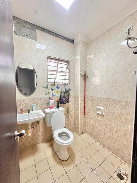 2-storey Terraced House for Sale in Seksyen U11 (Shah Alam) - Salawati Busro - Bathroom - PropertyGuru.com.my
