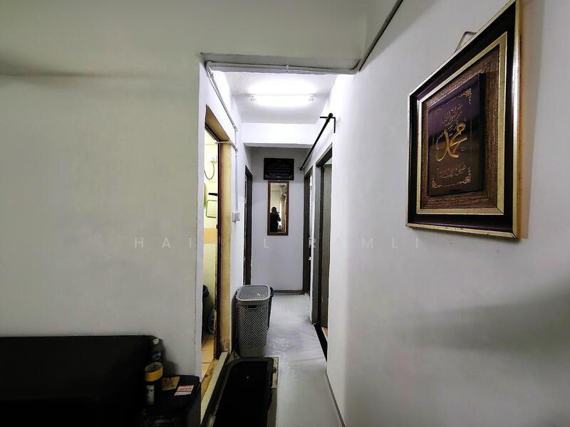 Residential Land for Sale in Bandar Sri Damansara (Selangor) - Hairul Ramli - Corridor - PropertyGuru.com.my