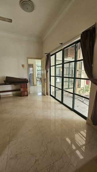 Bungalow for Rent in Bukit Jelutong (Shah Alam) - Rodzimah Binti Mohd Rodzi - Living Room - PropertyGuru.com.my