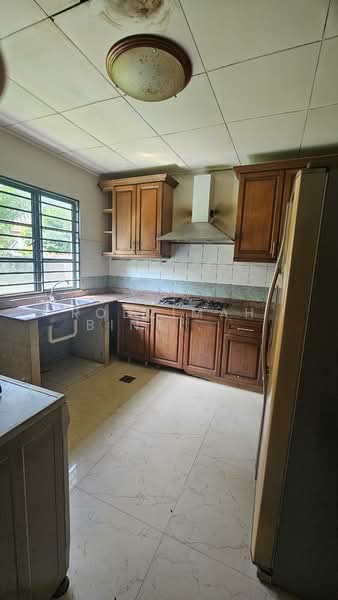 Bungalow for Rent in Bukit Jelutong (Shah Alam) - Rodzimah Binti Mohd Rodzi - Kitchen - PropertyGuru.com.my