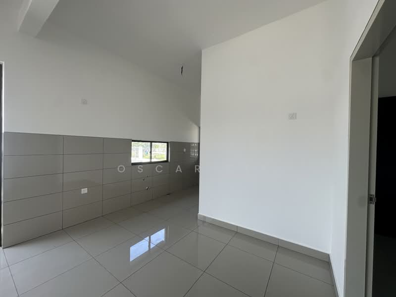 2-storey Terraced House for Sale in Bandar Bukit Raja (Klang) - Oscar Tee - Kitchen - PropertyGuru.com.my