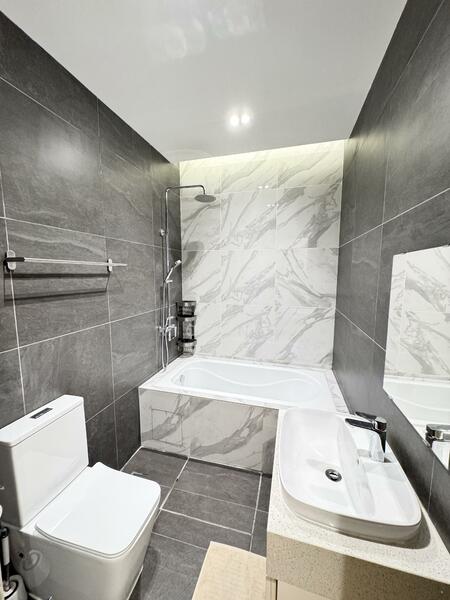 Ara Putra/Casarina, Ara Damansara untuk Untuk Dijual - RM 2,200,000, Mac 2026 - Bathroom - PropertyGuru.com.my