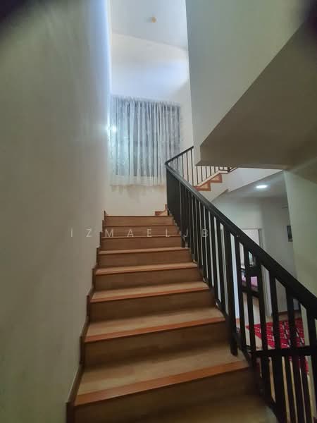 Rumah Teres 3 Tingkat untuk Dijual di Taman Anggun 3 (Rawang) - Izmaeljb . - Interior - PropertyGuru.com.my