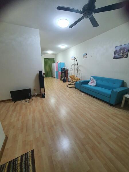 Rumah Teres 3 Tingkat untuk Dijual di Taman Anggun 3 (Rawang) - Izmaeljb . - Living Room - PropertyGuru.com.my