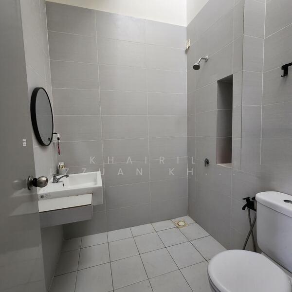 2-storey Terraced House for Sale in Eco Grandeur (Puncak Alam) - Khairil Izzuan Khairuddin - Bathroom - PropertyGuru.com.my