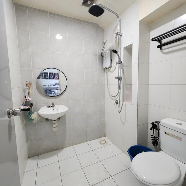 2-storey Terraced House for Sale in Eco Grandeur (Puncak Alam) - Khairil Izzuan Khairuddin - Bathroom - PropertyGuru.com.my
