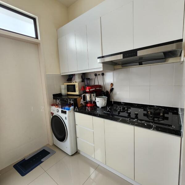 2-storey Terraced House for Sale in Eco Grandeur (Puncak Alam) - Khairil Izzuan Khairuddin - Kitchen - PropertyGuru.com.my