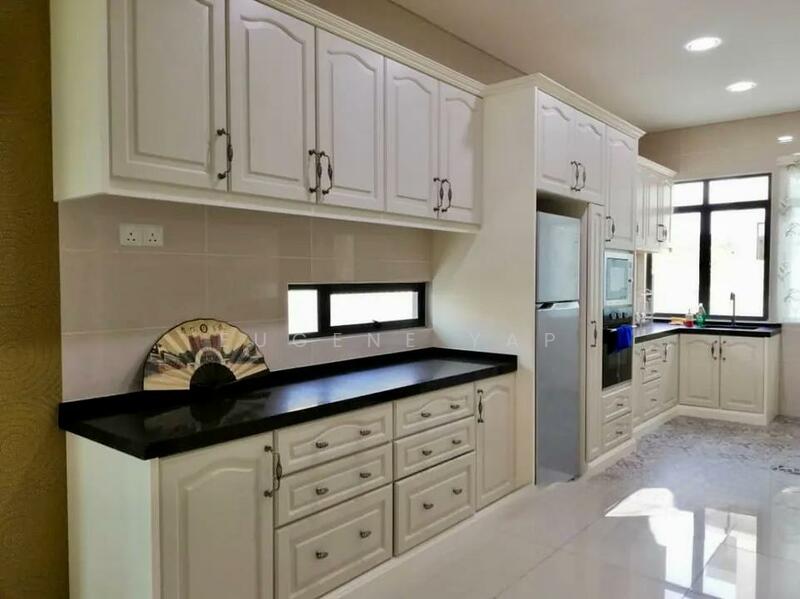 2.5-storey Terraced House for Sale in Sepang (Selangor) - Eugene Yap - Kitchen - PropertyGuru.com.my