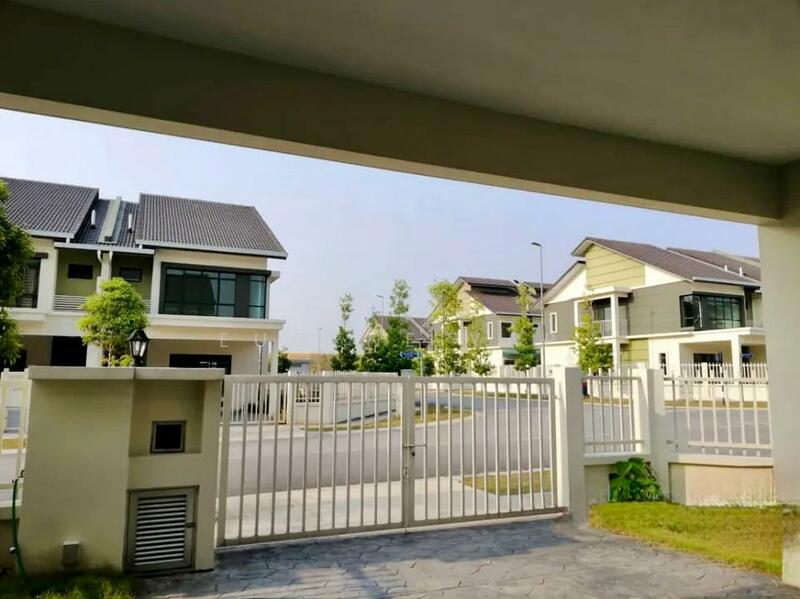 2.5-storey Terraced House for Sale in Sepang (Selangor) - Eugene Yap - PropertyGuru.com.my