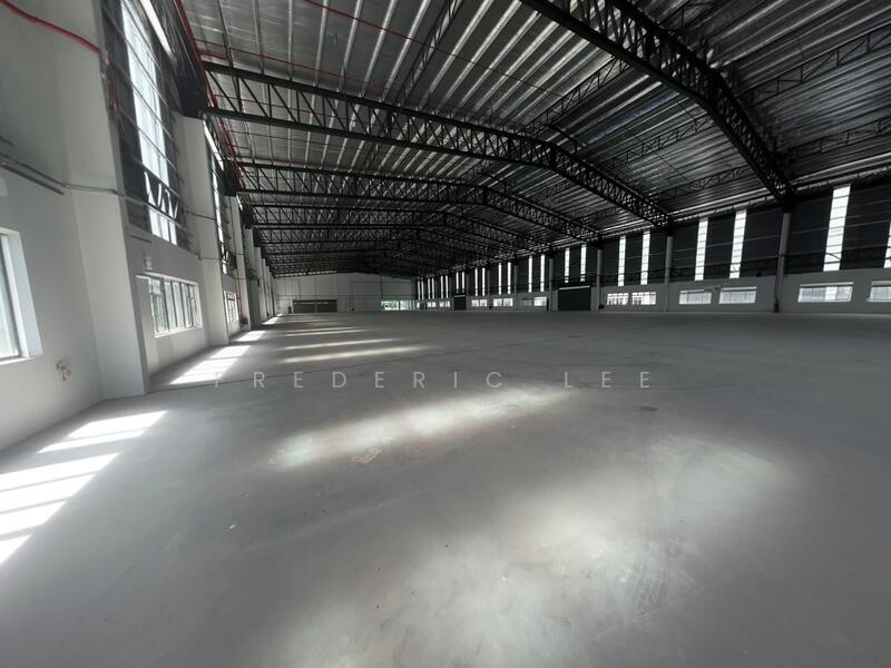 Warehouse for Rent in Taman Desa Cemerlang (Ulu Tiram) - Frederic Lee - Interior - PropertyGuru.com.my