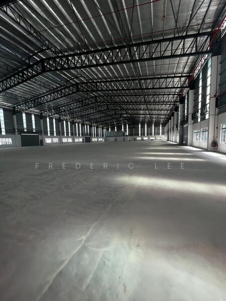 Warehouse for Rent in Taman Desa Cemerlang (Ulu Tiram) - Frederic Lee - Interior - PropertyGuru.com.my