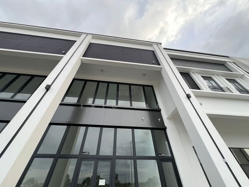 Shop for Rent in Eco Grandeur (Puncak Alam) - Eric Yap - Exterior - PropertyGuru.com.my