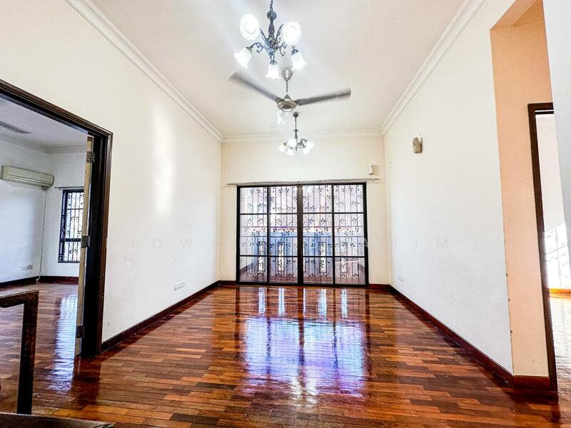 2.5 Storey Superlink Terrace Presint 16, Putrajaya untuk Untuk Dijual - RM 1,390,000, Mac 2026 - Living Room - PropertyGuru.com.my