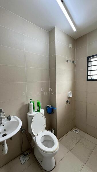 2-storey Terraced House for Rent in Sepang (Selangor) - Md Syahrul Faez Bin Manan - Bathroom - PropertyGuru.com.my