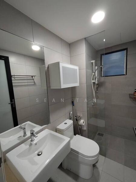 Condominium for Rent at TRI PINNACLE - Sean Tan - Bathroom - PropertyGuru.com.my