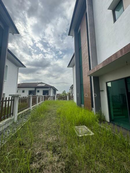 Bungalow House for Sale in Subang Bestari (Shah Alam) - Reeno Too - Exterior - PropertyGuru.com.my