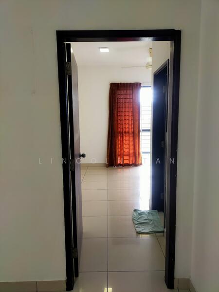 Condominium for Sale at Oasis 1 - Lincoln Tan - Interior - PropertyGuru.com.my