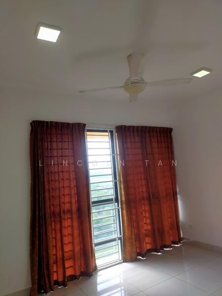 Condominium for Sale at Oasis 1 - Lincoln Tan - Interior - PropertyGuru.com.my