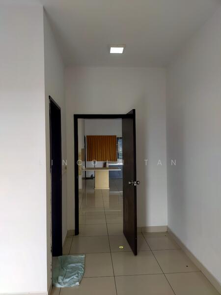 Condominium for Sale at Oasis 1 - Lincoln Tan - Interior - PropertyGuru.com.my