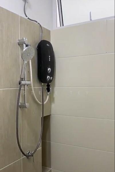 2-storey Terraced House for Sale in Bandar Penawar (Kota Tinggi) - Steve Tey - Bathroom - PropertyGuru.com.my