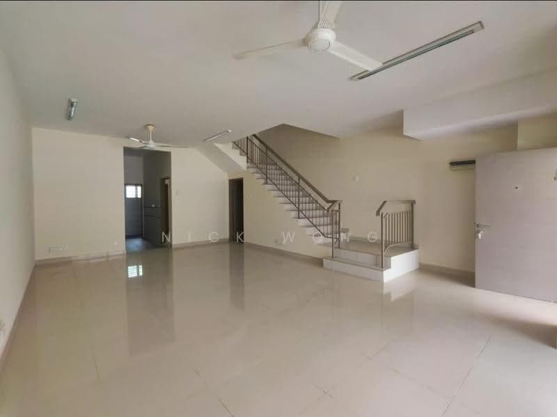 2-storey Terraced House for Rent in Alam Nusantara (Setia Alam) - Nick Wong - Living Room - PropertyGuru.com.my