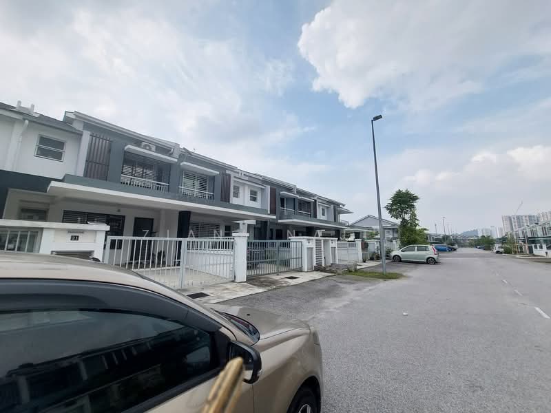 2-storey Terraced House for Sale in Puncak Alam (Selangor) - Ziana Najib - Exterior - PropertyGuru.com.my