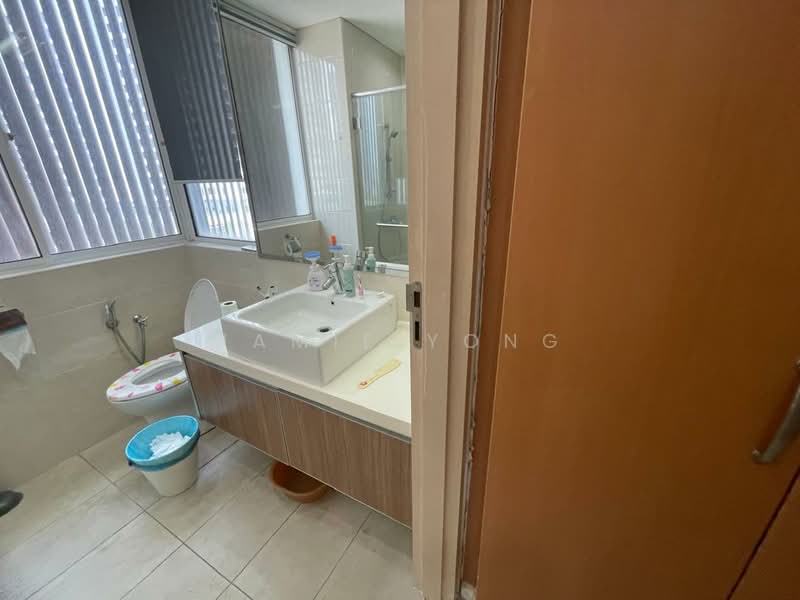 Condominium for Rent at Menara Bintang Goldhill - Jamie Yong - Bathroom - PropertyGuru.com.my