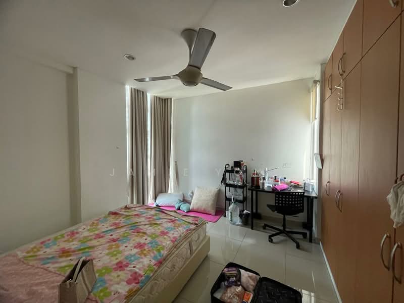 Condominium for Rent at Menara Bintang Goldhill - Jamie Yong - Bedroom - PropertyGuru.com.my