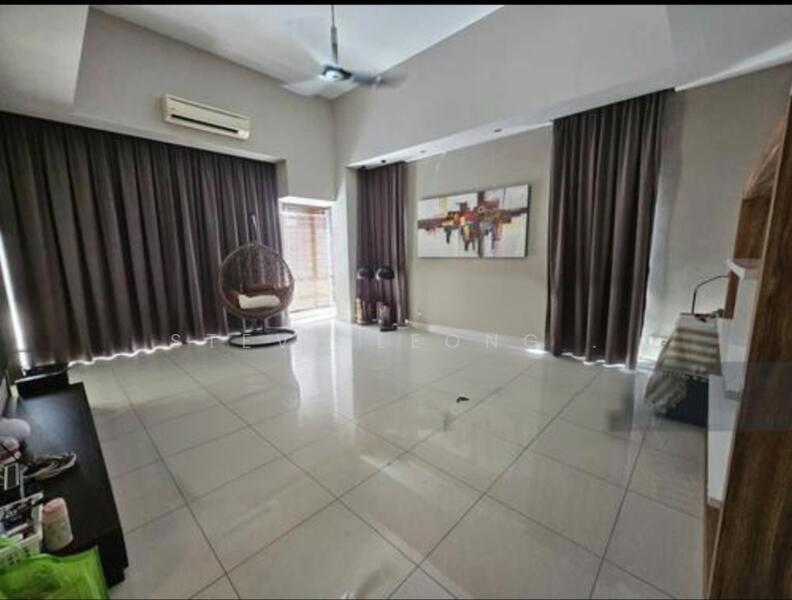 Rumah Berkembar untuk Dijual di Setia Damai (Setia Alam) - Steve Leong . - Living Room - PropertyGuru.com.my