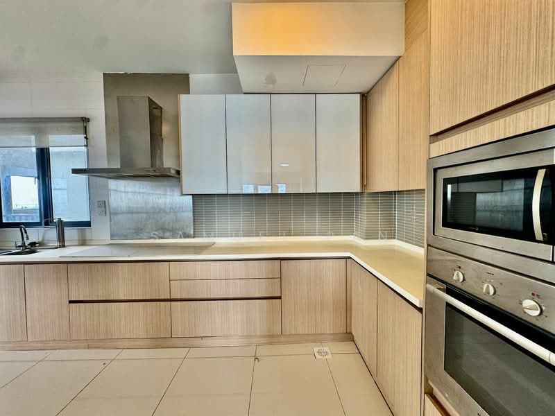 Service Residence for Sale at Saujana Residency - Samuel Pan - Kitchen - PropertyGuru.com.my