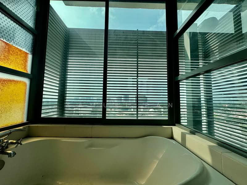 Service Residence for Sale at Saujana Residency - Samuel Pan - Bathroom - PropertyGuru.com.my