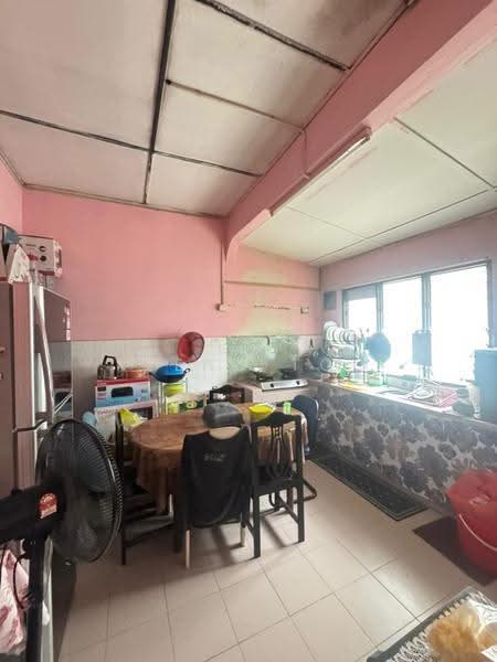 1-storey Terraced House for Sale in Taman Ehsan (Kepong) - Reeno Too - Kitchen - PropertyGuru.com.my
