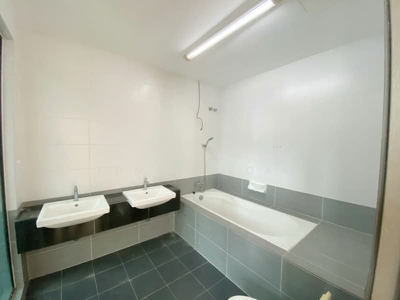 Terraced House for Sale in Prima Selayang (Selayang) - Edmond Loke - Bathroom - PropertyGuru.com.my