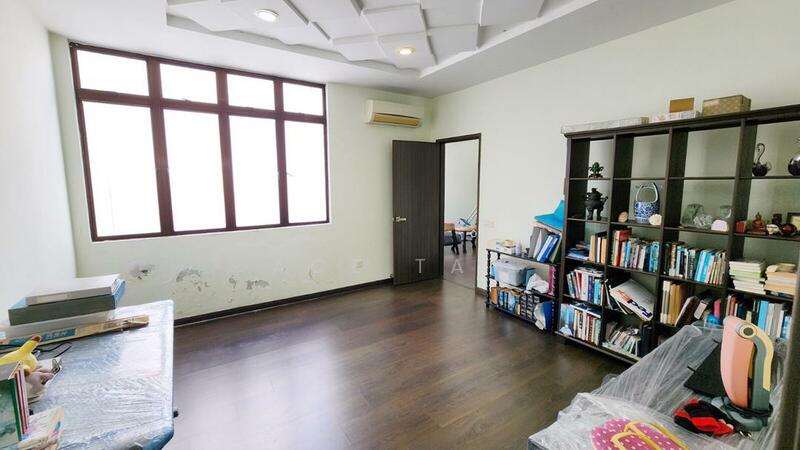 Cluster House for Sale in Setia Tropika (Johor Bahru) - Ace Tan - Study - PropertyGuru.com.my