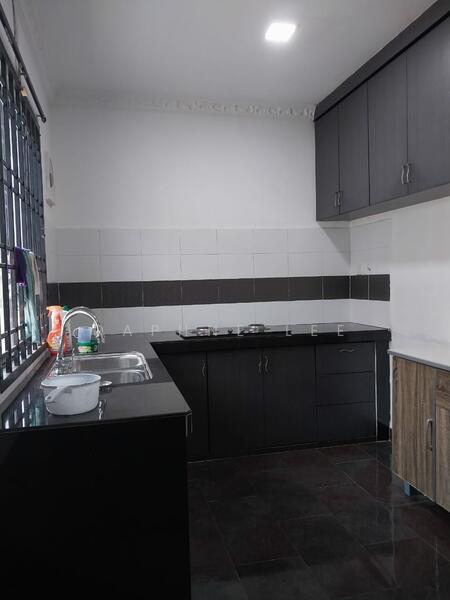 1-storey Terraced House for Sale in Taman Flora Heights (Pasir Gudang) - Daphne Lee - Kitchen - PropertyGuru.com.my