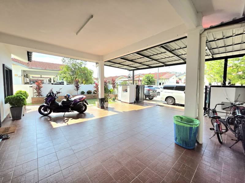 Rumah Berkembar untuk Dijual di Shah Alam (Selangor) - Yazila Sulaimi - Exterior - PropertyGuru.com.my