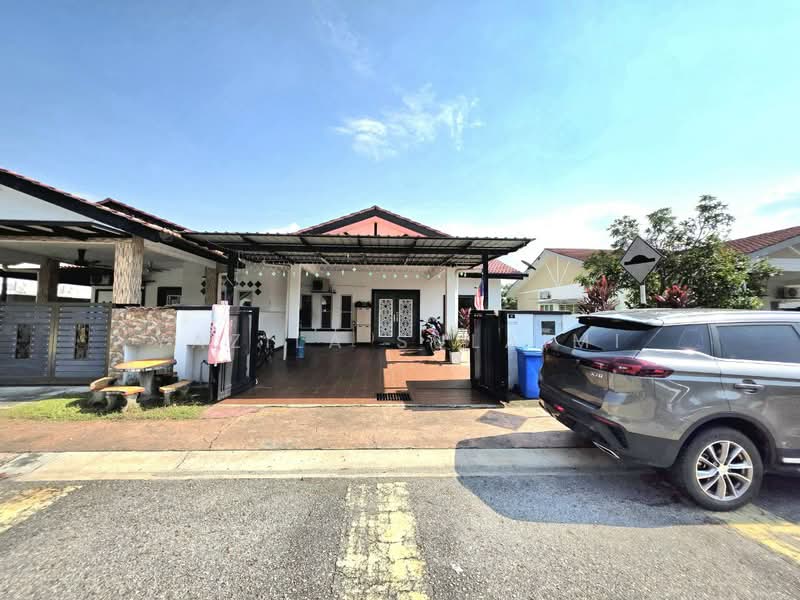 Rumah Berkembar untuk Dijual di Shah Alam (Selangor) - Yazila Sulaimi - Exterior - PropertyGuru.com.my