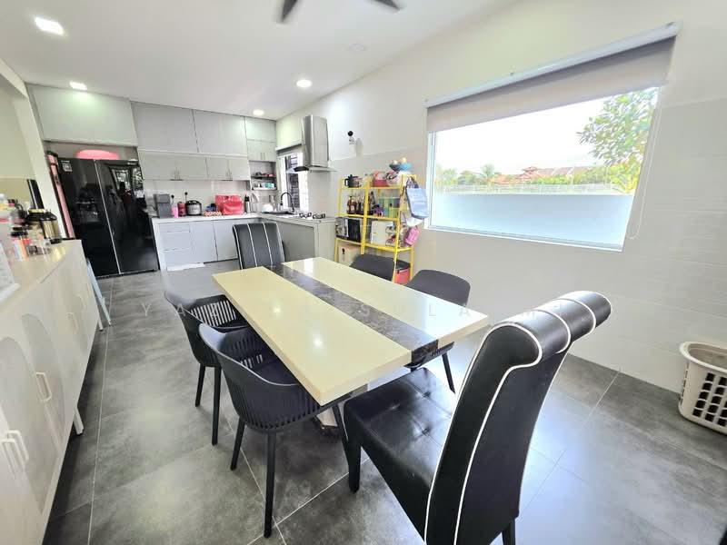 Rumah Berkembar untuk Dijual di Shah Alam (Selangor) - Yazila Sulaimi - Kitchen - PropertyGuru.com.my