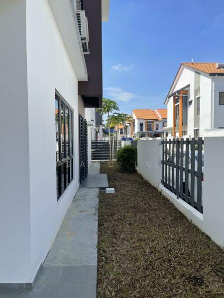 2-storey Terraced House for Sale in Setia Utama (Setia Alam) - Isaac Lui - PropertyGuru.com.my