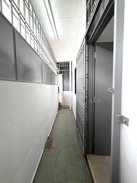Rumah Teres 1 Tingkat untuk Dijual di Johor Bahru (Johor) - Seven Tay - Corridor - PropertyGuru.com.my