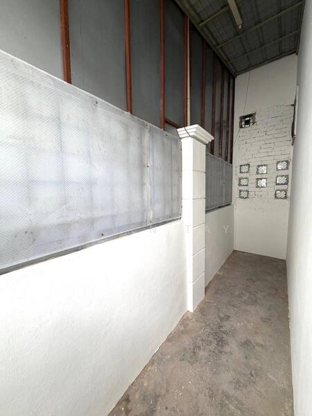 Rumah Teres 1 Tingkat untuk Dijual di Johor Bahru (Johor) - Seven Tay - Exterior - PropertyGuru.com.my