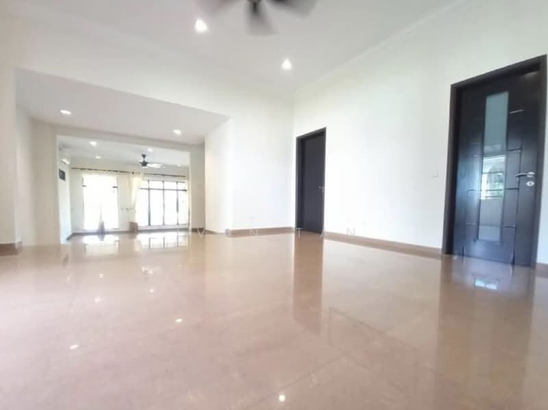 Rumah Berkembar untuk Dijual di Taman Yarl (Jalan Klang Lama (Old Klang Road)) - Ivan Tan - Living Room - PropertyGuru.com.my