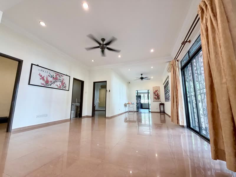Rumah Berkembar untuk Dijual di Taman Yarl (Jalan Klang Lama (Old Klang Road)) - Ivan Tan - Living Room - PropertyGuru.com.my