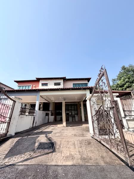 Rumah Berkembar untuk Dijual di Taman Yarl (Jalan Klang Lama (Old Klang Road)) - Ivan Tan - Exterior - PropertyGuru.com.my