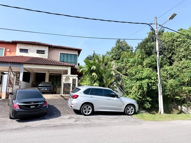 Rumah Berkembar untuk Dijual di Taman Yarl (Jalan Klang Lama (Old Klang Road)) - Ivan Tan - Exterior - PropertyGuru.com.my