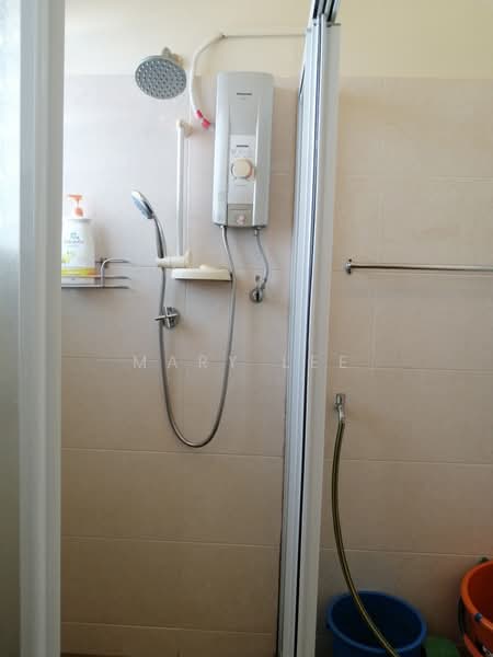 Semi-Detached House for Sale in Fettes Park (Tanjung Tokong) - Mary Lee - Bathroom - PropertyGuru.com.my