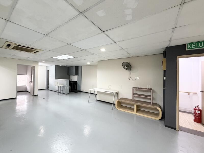 Taman Perindustrian Kip, Kepong Industrial Park, Sri Damansara, Tago untuk Untuk Dijual - RM 2,150,000, Feb 2026 - Interior - PropertyGuru.com.my