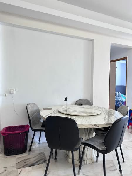 Apartment for Sale at Pangsapuri Seri Pinang - Mandy Lim - Dining Room - PropertyGuru.com.my